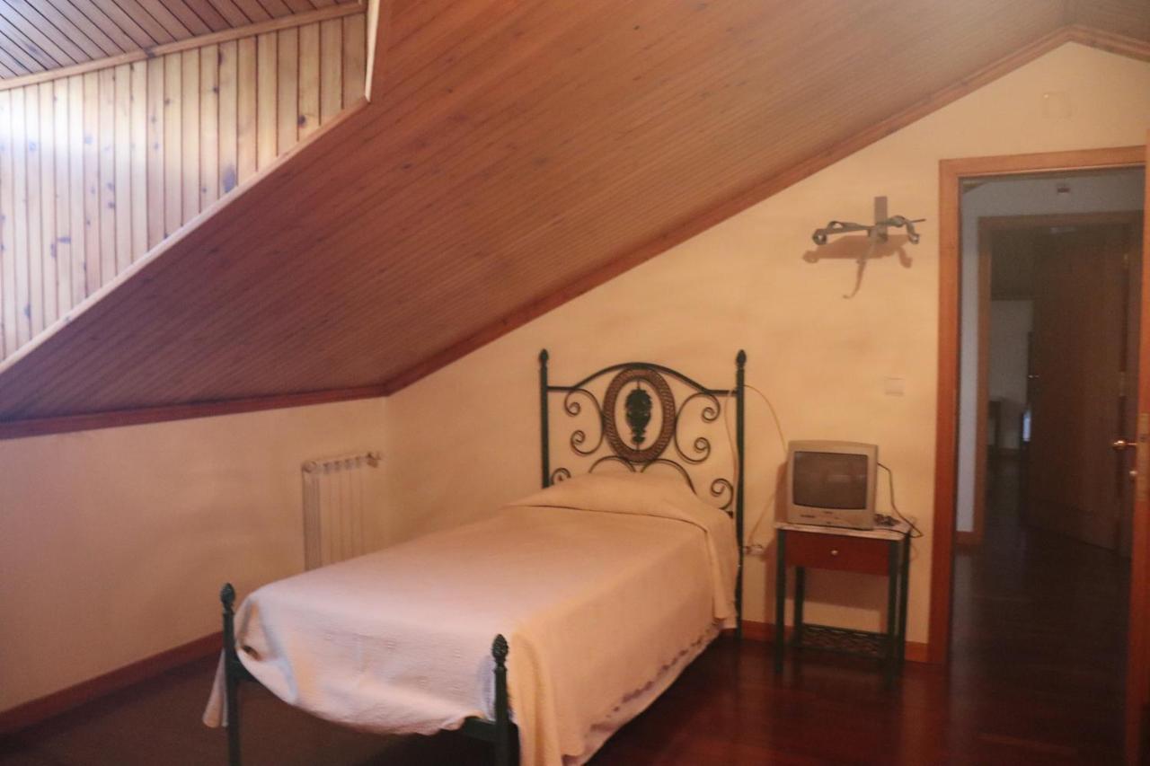 Casa Do Destro Guest House Ponte da Barca Bagian luar foto